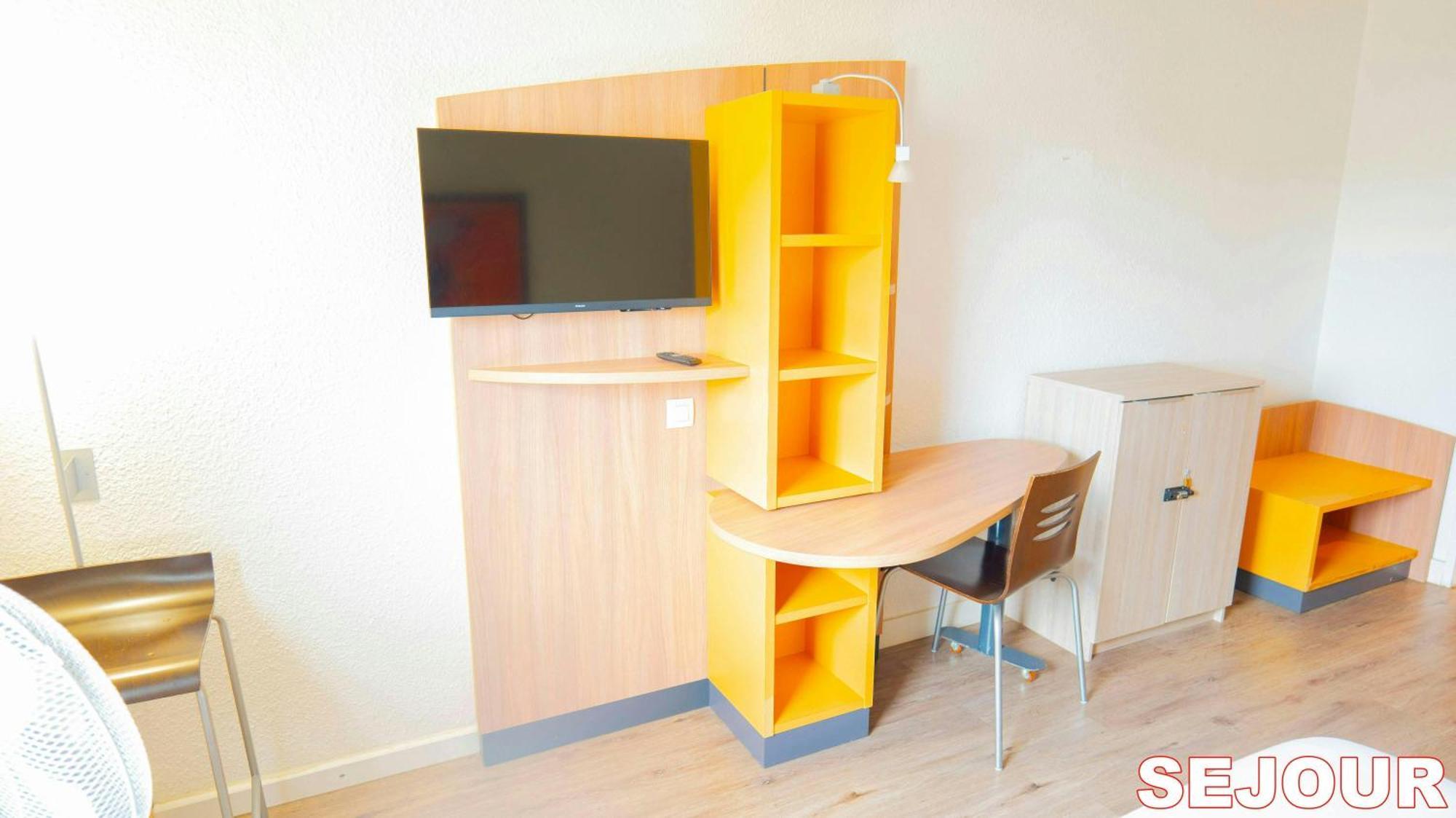 Paris Retreat 5 Minutes From Hoche Metroparking Daire Pantin Dış mekan fotoğraf
